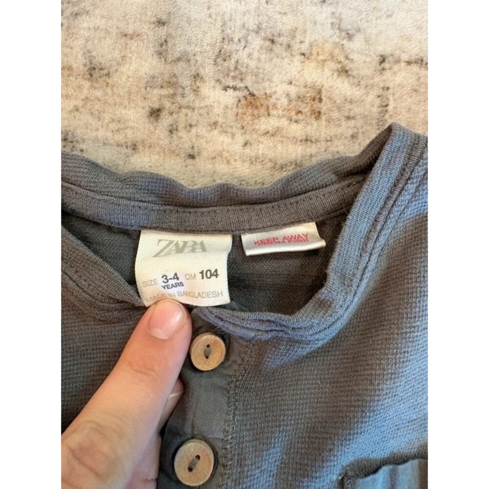 Zara 3/4 gray long sleeve - Picture 3 of 5